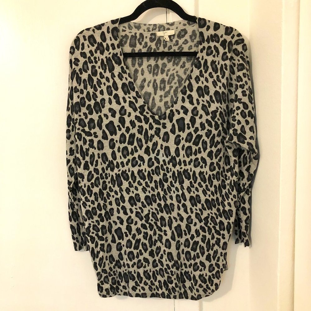Joie Grey Leopard Print V-Neck Lightweight Wool Sweater Sz S